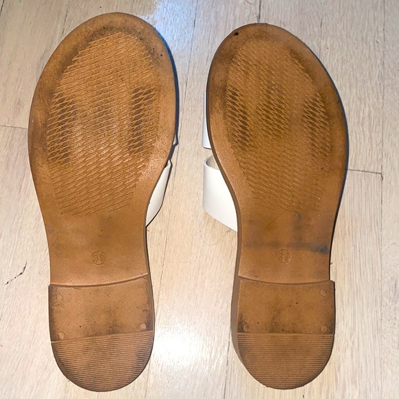 Sandals - Picture 6 of 6